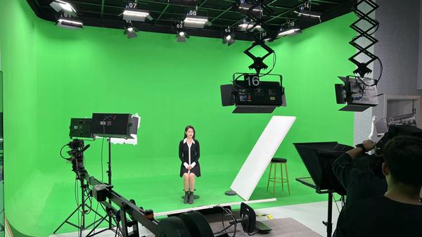 虚拟演播室