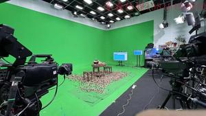 宁波虚拟演播室，宁波绿棚抠像，宁波虚拟发布会制作，宁波虚拟场景制作，宁波抠像公司，宁波xr虚拟场景，宁波影棚出租，宁波演播厅出租